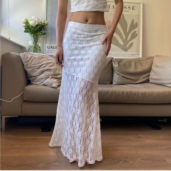 white lace sheer maxi skirt - Picture 2 of 3